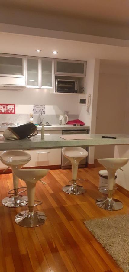 Apartamento Av Kennedy Y Cervino A Metros Embajada Eeuu Buenos Aires Exterior photo